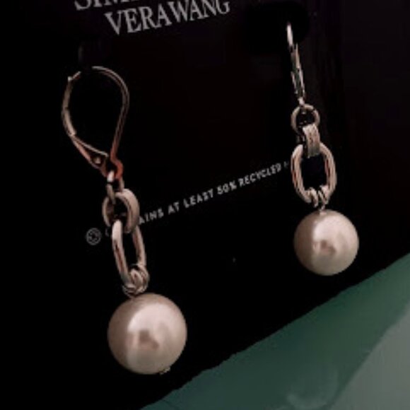 VERA WANG Mod/Contemporary Silver Smooth/Textured White Pearl Drop Earrings**NEW - Picture 2 of 3